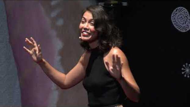 Video S’accepter tel que l’on est, ça ressemble à quoi ? | Matatea CHANGUY | TEDxPapeete su italiano