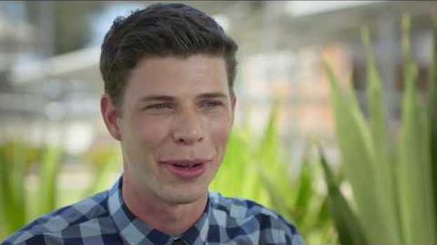 Video Meet Daniel - "Everything starts with education" su italiano
