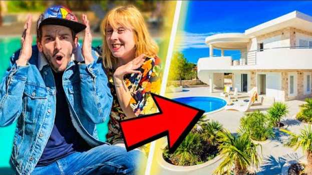 Video J'OFFRE UNE VILLA À MON COPAIN ! en español