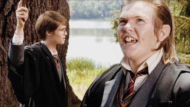 Видео POURQUOI JAMES ET LILY ONT-ILS VRAIMENT CHOISI PETER PETTIGREW EN GARDIEN DU SECRET ? на русском