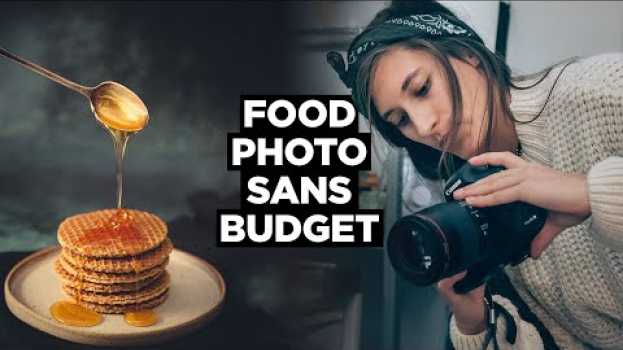 Video On fait de la photo culinaire haut de gamme avec de la bouffe de supermarché! su italiano