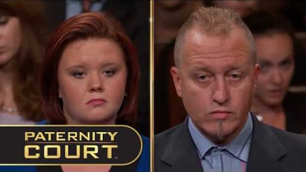 Video 19 Year Old Woman Now Wants To Know Her Real Father (Full Episode) | Paternity Court em português
