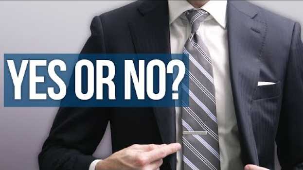 Video Are Tie Clips Still In Style? | How To Wear A Tie Clip su italiano