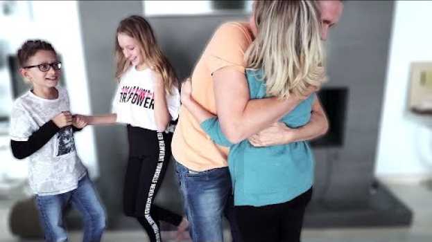 Video Our Mom is Pregnant!!!! en español