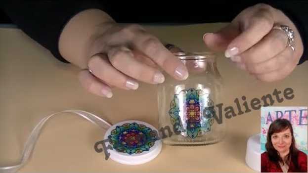 Video Como hacer vinilos o stickers decorativos personalizados [Tutorial en español] auf Deutsch