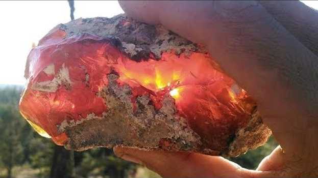 Видео 10 Pierres Précieuses Les Plus Rares Et Les Plus Chères Sur Terre на русском
