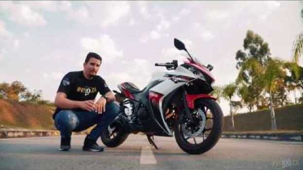 Video Testei: Vale a pena comprar uma YAMAHA R3? auf Deutsch