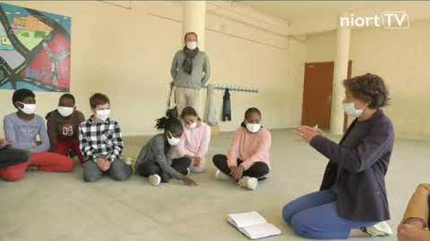 Video Répétitions du spectacle "Pas si grand !" à l'école Ernest- Pérochon - festival Panique au dancing su italiano