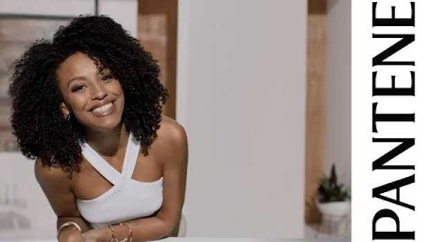 Video Luce ahora unos crespos definidos y sin frizz l Pantene LA em português