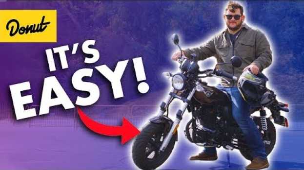 Video How to Get a Motorcycle License in 3 EASY Steps | WheelHouse su italiano