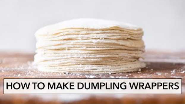 Video How to Make Dumpling Wrappers (Dumpling Skins/餃子皮) | Lisa Lin po polsku