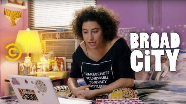 Video Guess Who? - Extended - Hack Into Broad City en español