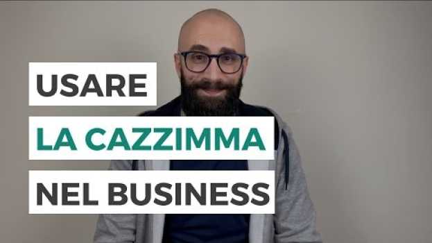 Video COSA È LA CAZZIMMA E PERCHÉ SERVE NEL BUSINESS en français