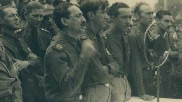 Видео Fascistas brasileiros?  O que foi o Movimento Integralista на русском