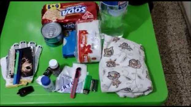 Video QUE CONTIENE UNA MOCHILA DE EMERGENCIAS in English