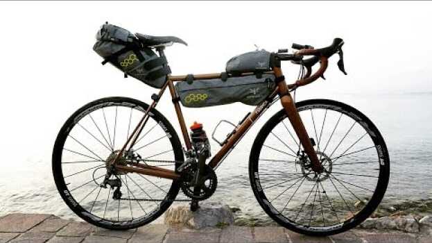 Video Equipaggiamento & Bikepacking - Come caricare le borse da bici per un viaggio   türkçe