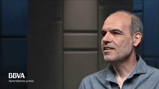Video Cuando lo que se aprende en la escuela mejora tu barrio. Juan de Vicente, profesor in English