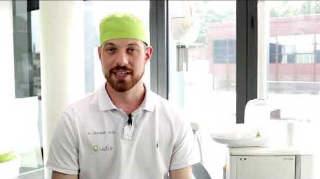 Video Pulizia dei denti e fase igienica nella clinica odontoiatrica Oralee di Vicenza em português
