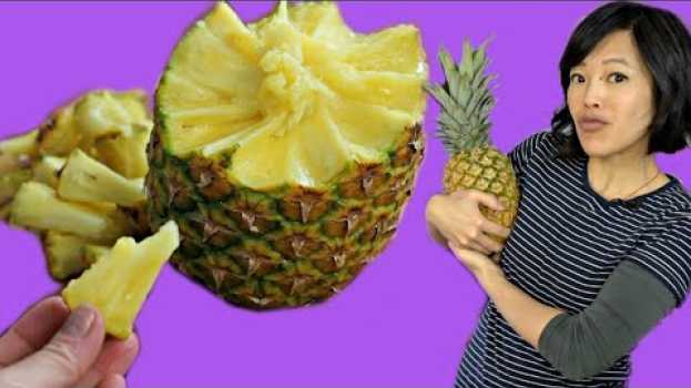 Video How to Pull Apart a PINEAPPLE | Pineapple Peeling -- Fruity Fruits em português