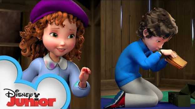 Video Nancy Learns About Autism | World Autism Awareness Day | Fancy Nancy | Disney Junior po polsku