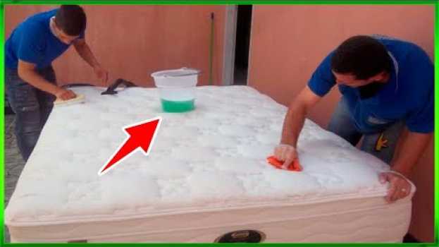 Video Minha Mãe Me Ensinou Este TRUQUE Para Limpar CAMA BOX e Com MANCHAS ! po polsku