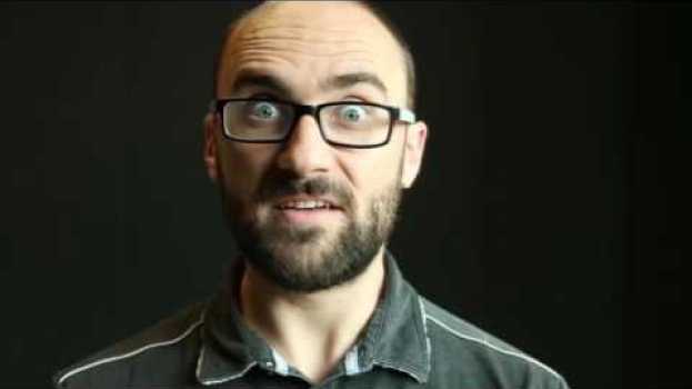 Video Hey Vsauce Michael Here - Intro Compilation su italiano