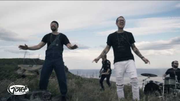 Video RICHLIN - Love Like Thunder (feat. Ryan Stevenson) [Official Music Video] auf Deutsch