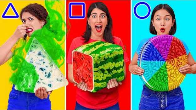 Video GEOMETRIC SHAPE FOOD CHALLENGE || Last To Stop Eating Wins!Eating Only One Shape By 123 GO!CHALLENGE en español