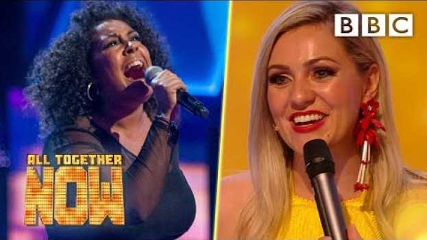 Video Theatre performer Bernadette raises the roof! - All Together Now en español