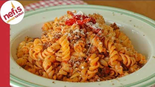 Video ÇOK KOLAY VE LEZZETLİ Kıymalı Makarna Tarifi su italiano