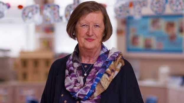 Video Eleanor Jarrold - Pennaeth y Flwyddyn/Headteacher of the Year   türkçe