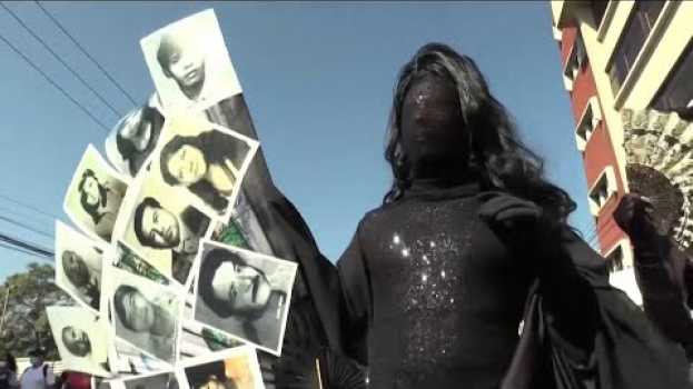 Video Protestas en El Salvador a 30 años de la firma de los acuerdos de paz em português