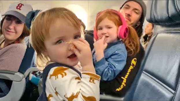 Video SURPRiSE FAMiLY VACATiON!!  Adley & Niko are going to DISNEY WORLD travel routine ✈ en français