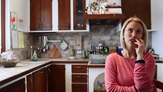 Video I problemi nelle case in legno: basta una buona Assistenza | Cinzia - STORIE D IVOI po polsku