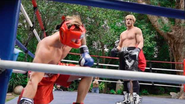 Видео BOXING A STRANGER WHO SHOWED UP AT MY HOUSE! на русском