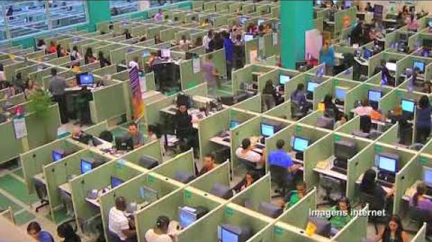 Video Operadora de Call Center será indenizada por ter o uso do banheiro restringido auf Deutsch