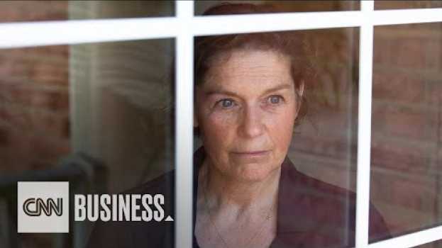 Video She’s the target of a coronavirus conspiracy theory. Now she’s afraid for her life auf Deutsch
