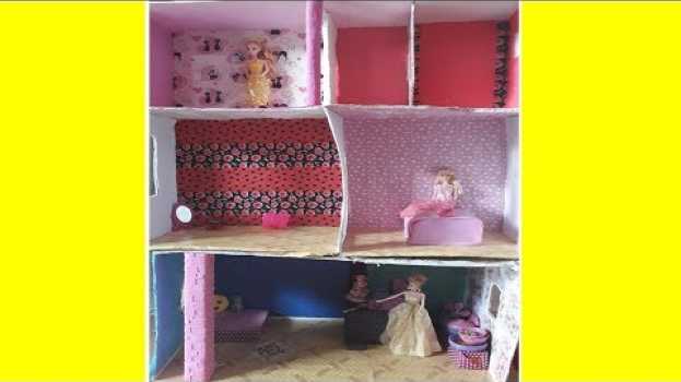 Видео TOUR PELA CASA DA BARBIE DE PAPELÃO👉 QUE EU FIZ❤ на русском