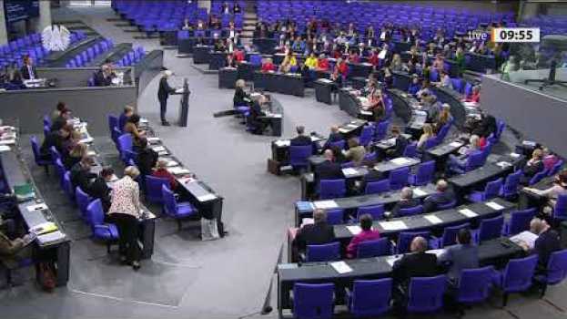 Video Meine Rede zum Internationalen Frauentag im Bundestag in English
