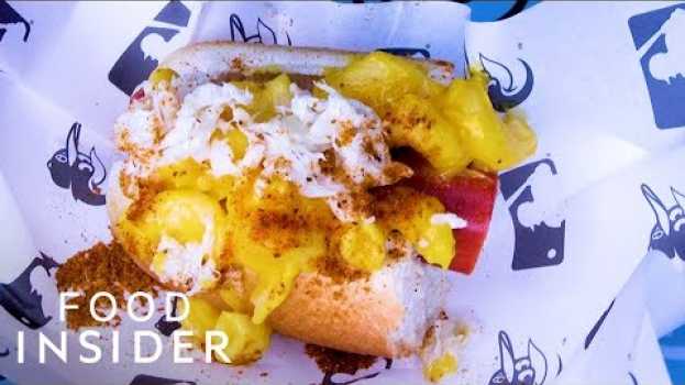 Video Which Baseball Stadium Has The Best Food In America? auf Deutsch