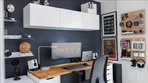 Видео A Guide to Organize Your Workspace – How to Declutter на русском
