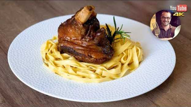 Video SOURIS D'AGNEAU CONFITE AU MIEL | RECETTE DE PÂQUES / PASCAL auf Deutsch