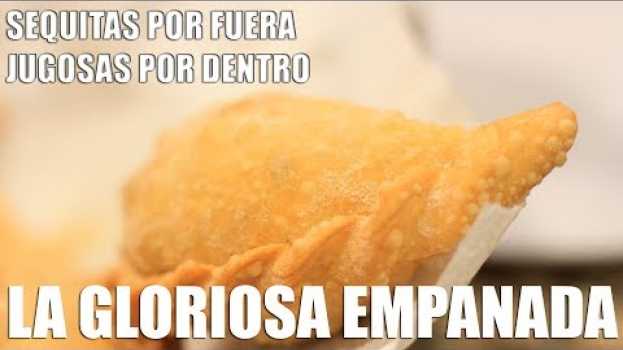 Видео Ni te imaginás lo buenas que están estas empanadas de carne cortada a cuchillo - Receta completa на русском