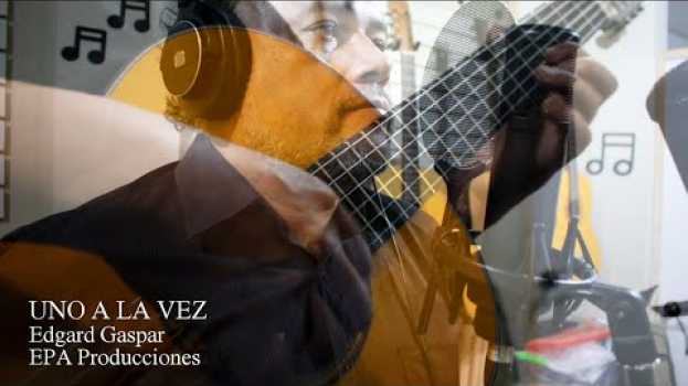 Video UNO A LA VEZ (Video Oficial) - No seamos indiferentes con la pandemia. in English