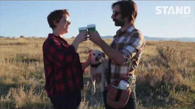 Video “Starbucks cuts down trees just for me” en français
