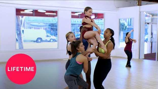 Video Dance Moms: Dance Digest - Fairest of Them All (Season 7) | Lifetime en español
