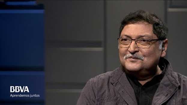 Video ¿Puede un grupo de niños con acceso a Internet aprender solos? Sugata Mitra, científico y profesor su italiano