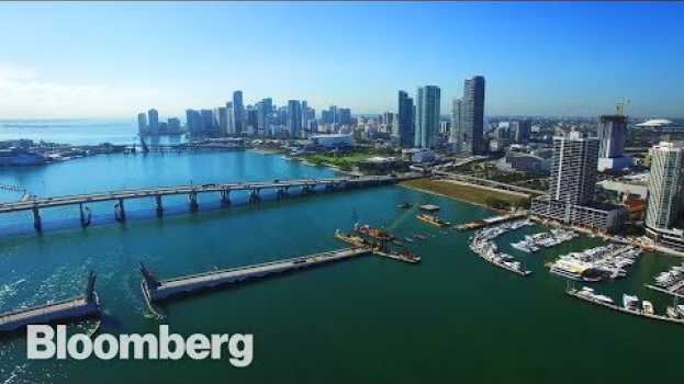 Video Miami is Hotter Than Ever auf Deutsch