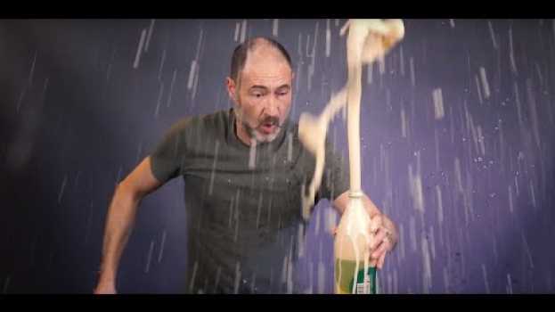 Video How to open a bottle of kombucha - and how not to do it   türkçe