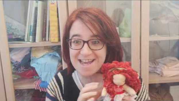 Video Capelli Ricci per la Tua Bambola (Prima Parte) em português